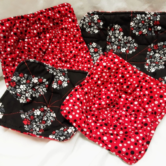 Microwave Bowl/Plate Pot Holders - Paw Print Hearts / Red w/Black & Grey Dots